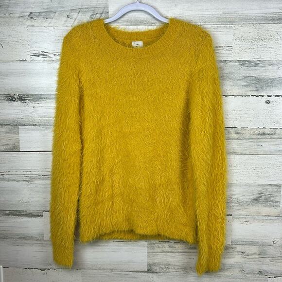 A New Day Fuzzy Eyelash Crew Neck Yellow Sweater Women’s Medium - Picture 1 of 5